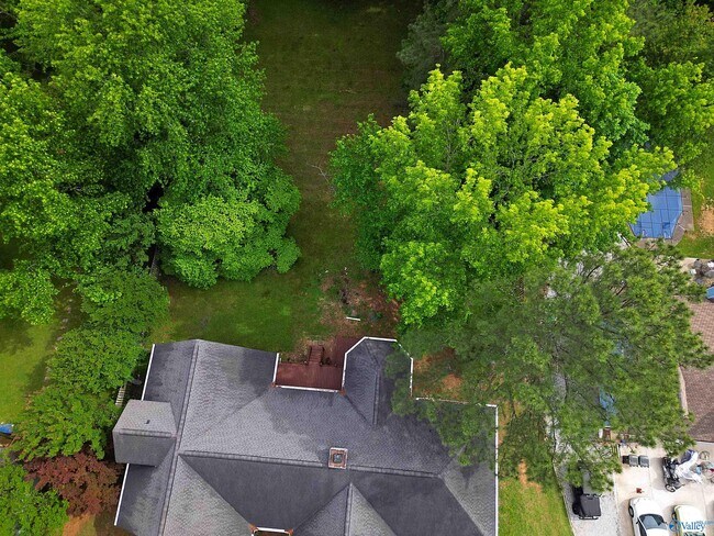 Building Photo - 192 Rosecliff Dr