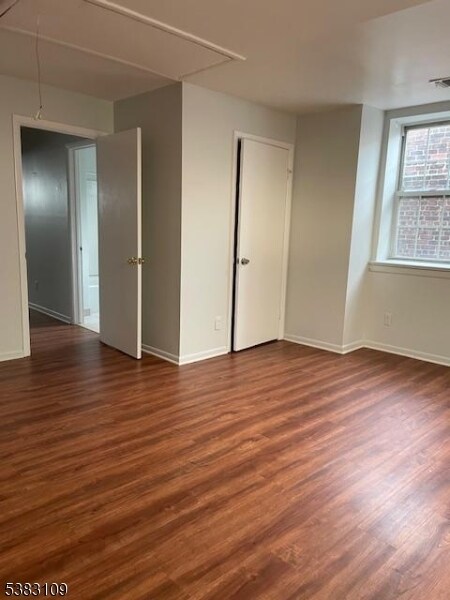 Building Photo - 398 Bloomfield Ave