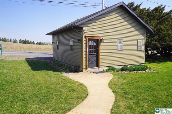 Building Photo - 9020 Schantz Rd
