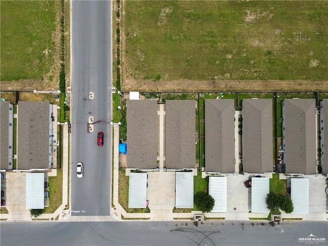 Building Photo - 2013 Stardust Ln