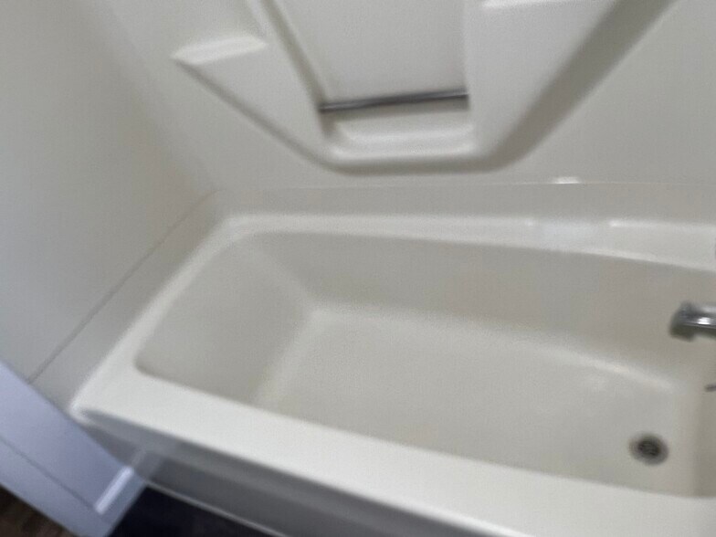 Building Photo - 132 S Apple St