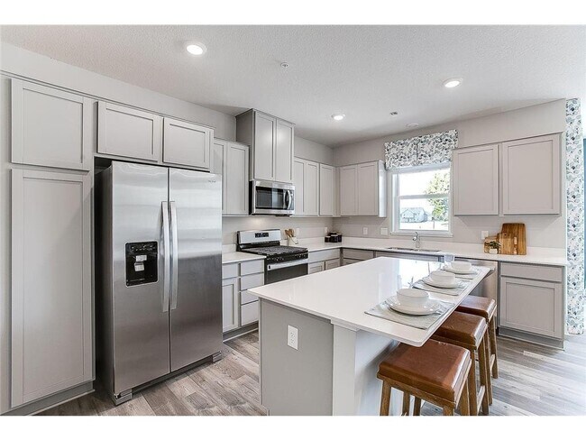 Building Photo - 17080 Dysart Pl