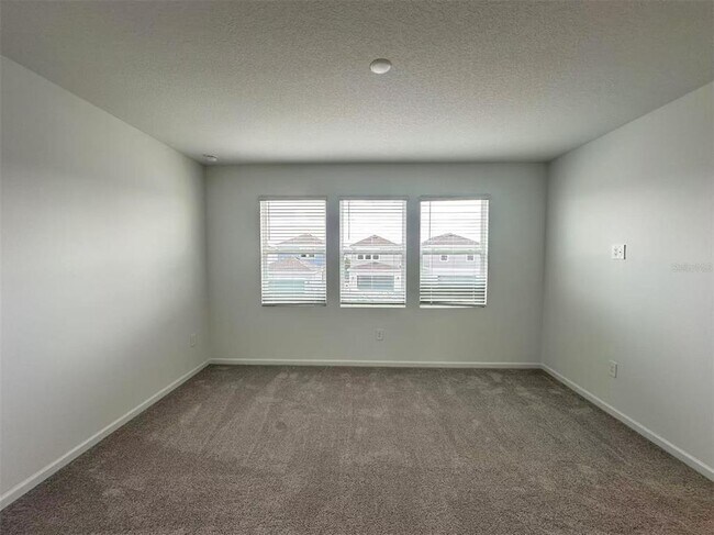 Building Photo - 7143 Rosy Sky Ave