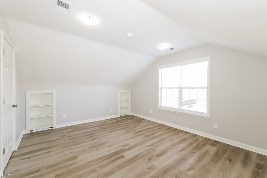 Building Photo - 2781 Java Dr