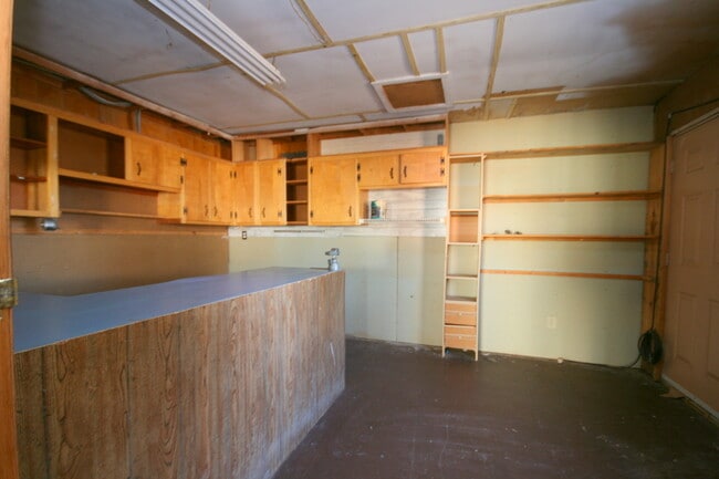 Building Photo - 4015 Apollo Dr SW