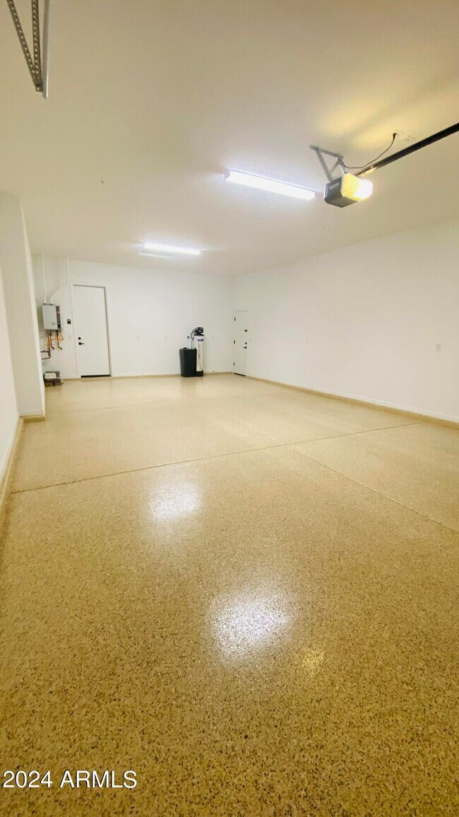 Building Photo - 13150 W Desert Frst Trl