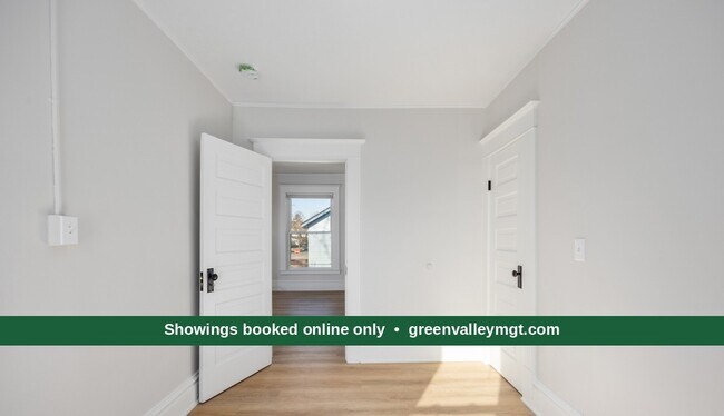 Building Photo - 743 Crosby St NW