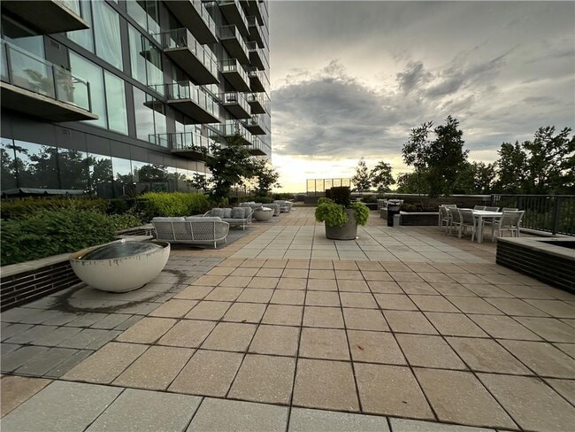 Building Photo - 788 West Marietta St NW