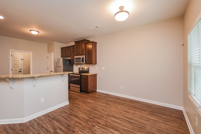 Building Photo - 1851 Simmons Ln