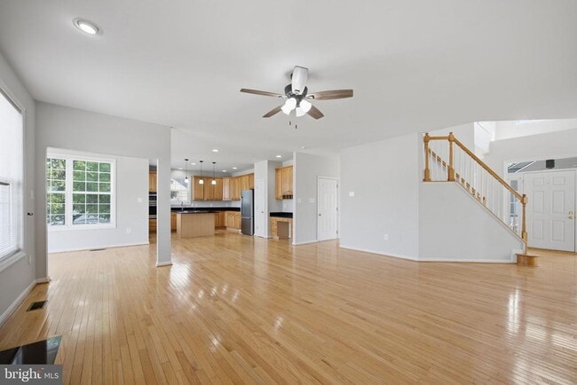 Building Photo - 20 Pinehurst Ln