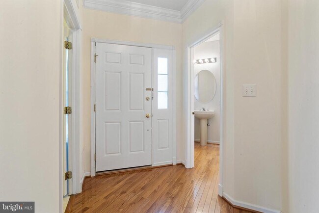 Building Photo - 54 Nestlewood Way