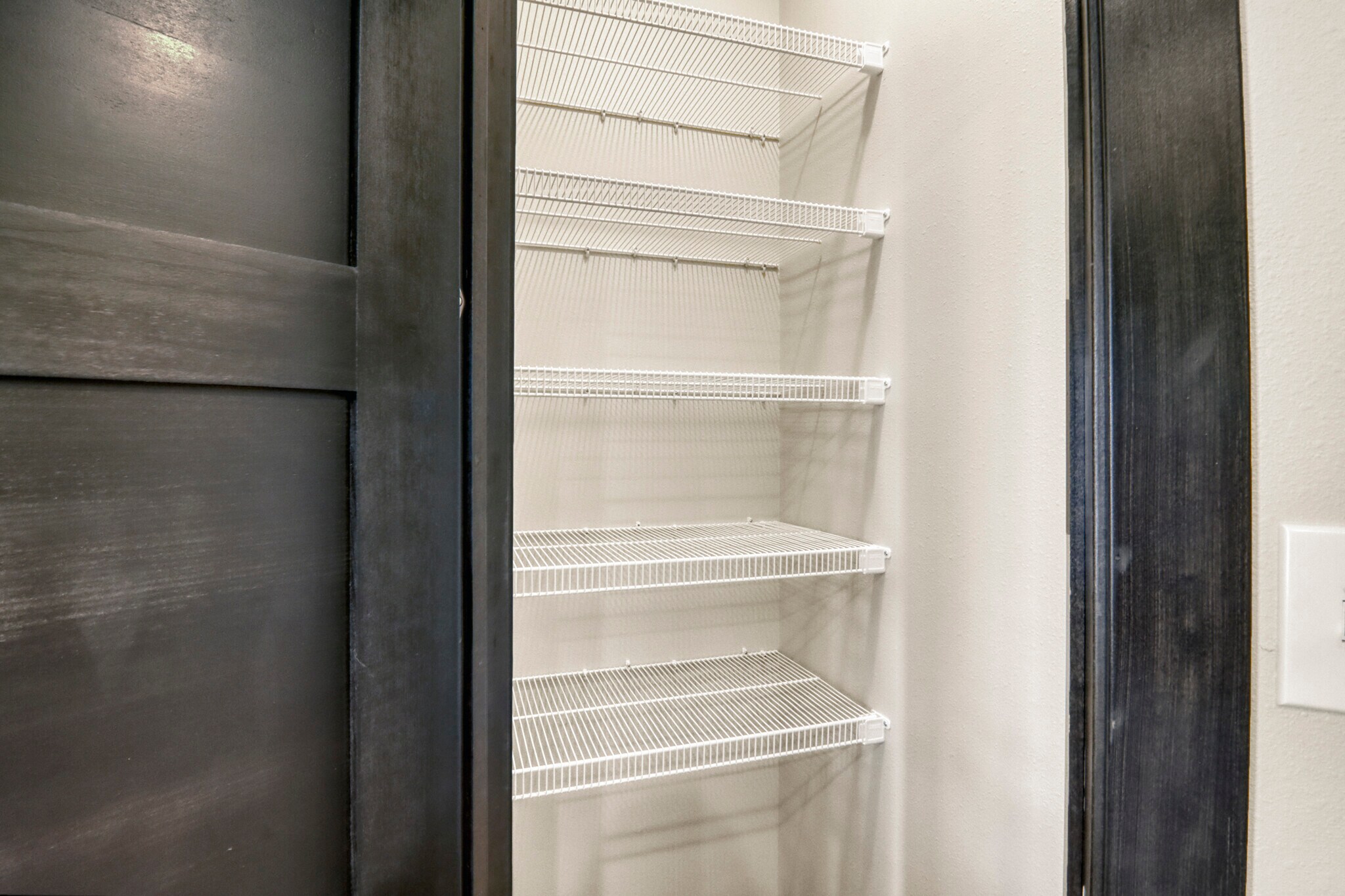 PANTRY - 5745 24th St S