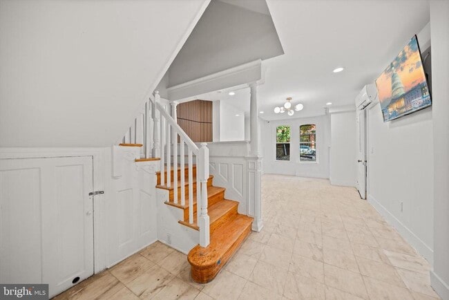 Building Photo - 1312 19th St NW