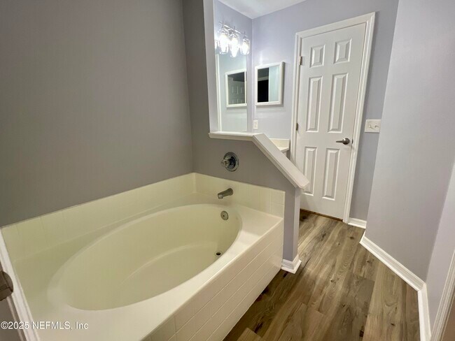 Building Photo - 2669 Lantana Lakes Dr E