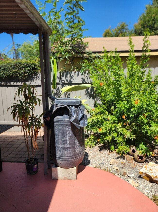 Building Photo - Charming 3-Bedroom Home in Altadena with L...