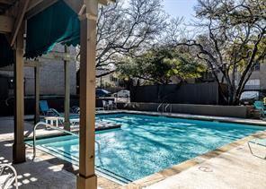 Building Photo - 10432 High Hollows Dr