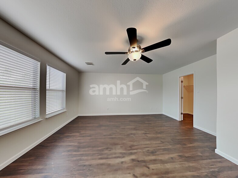 Building Photo - 4006 Carmel Ridge Way