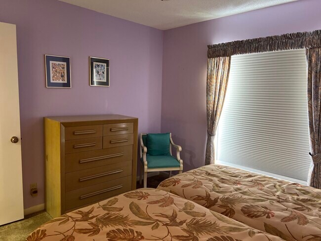Building Photo - 10555 Garden Palm Ct
