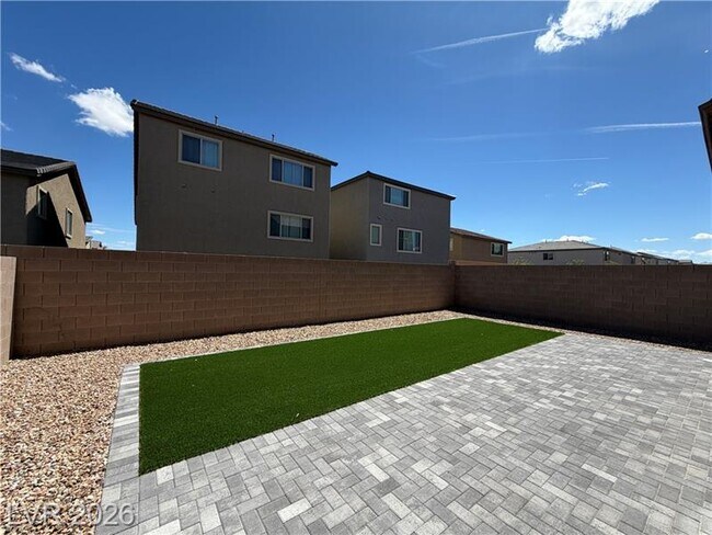 Building Photo - 7346 Pioneer Way