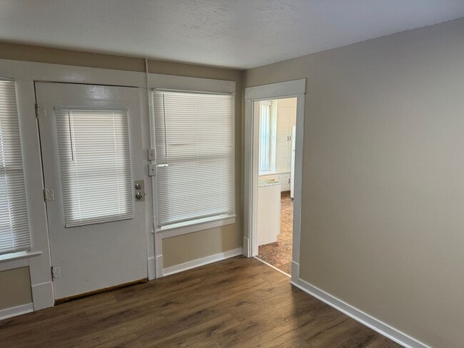 Building Photo - 1351 McCoy Ave NE