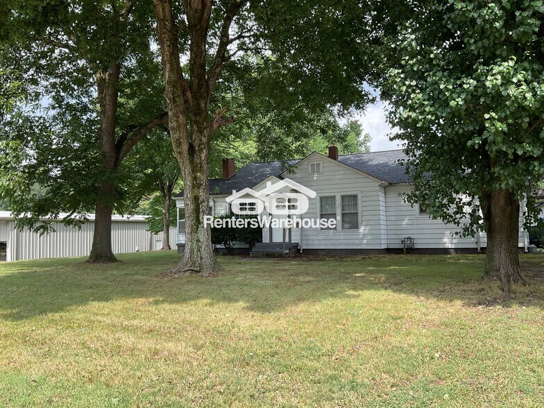 Building Photo - 1017 N Salisbury Ave
