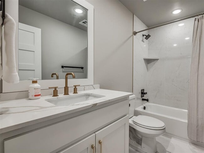 Building Photo - 4105 NW 179th St