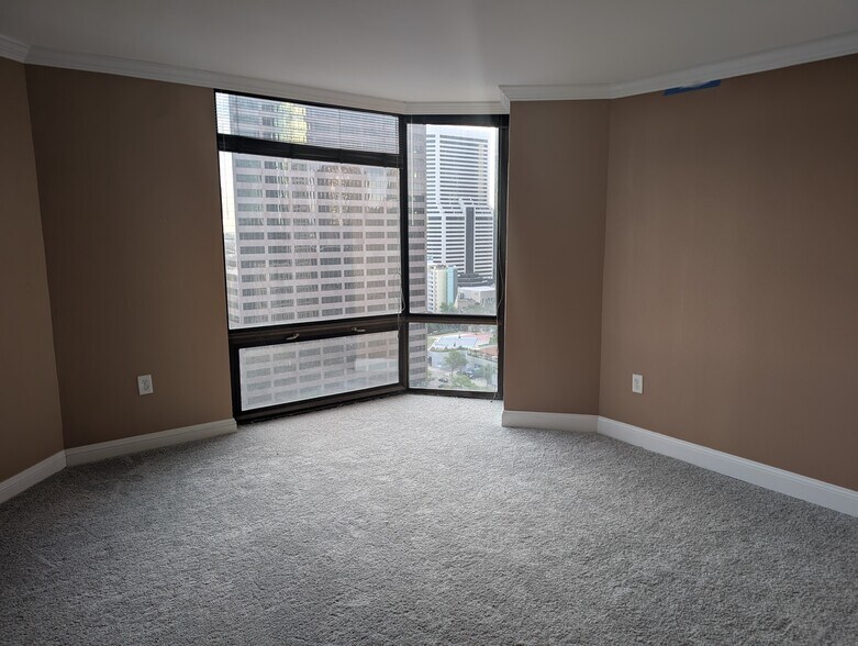 Bedroom - 1625 Larimer St