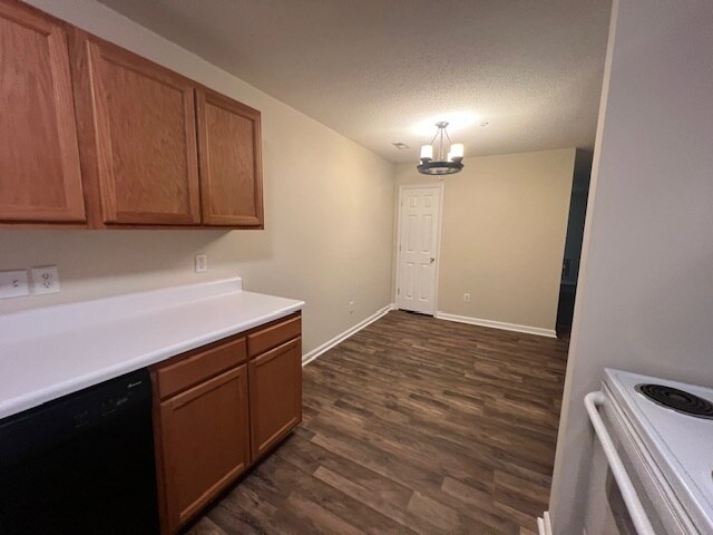 Building Photo - 903 Hanahan Ct
