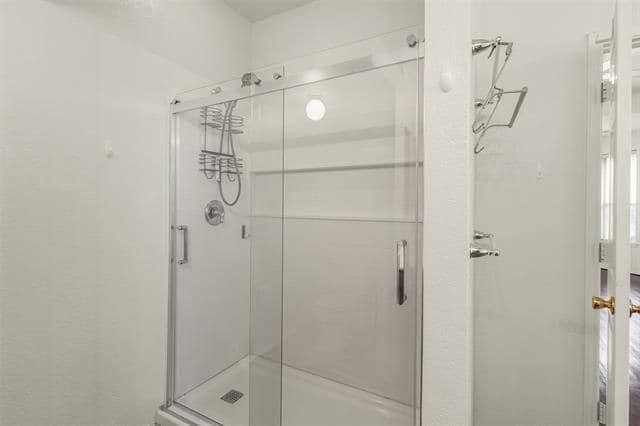 Building Photo - 214 Forestview Rd