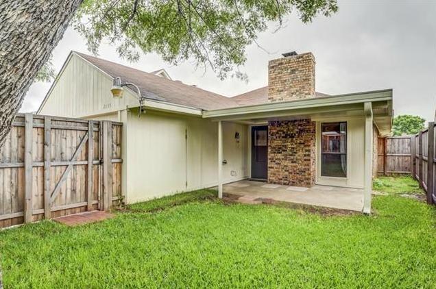 Building Photo - 2135 Cordoba Dr