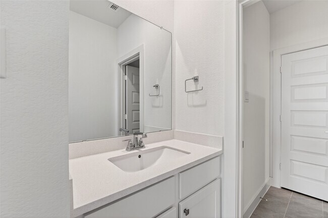 Building Photo - 32018 Crested Knl Ct