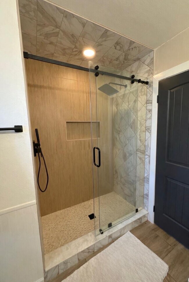 Building Photo - 1237 E Riviera Dr