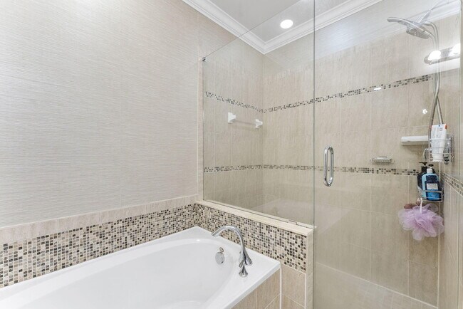 Building Photo - 4543 Mediterranean Cir