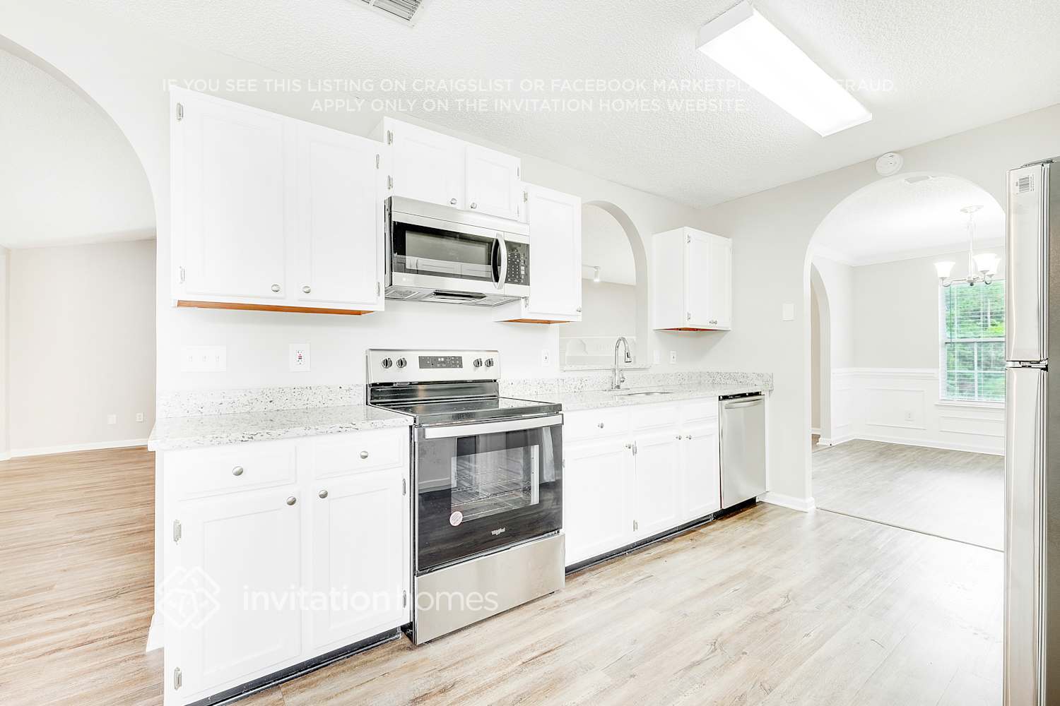 Building Photo - 8250 Rocky Creek Dr