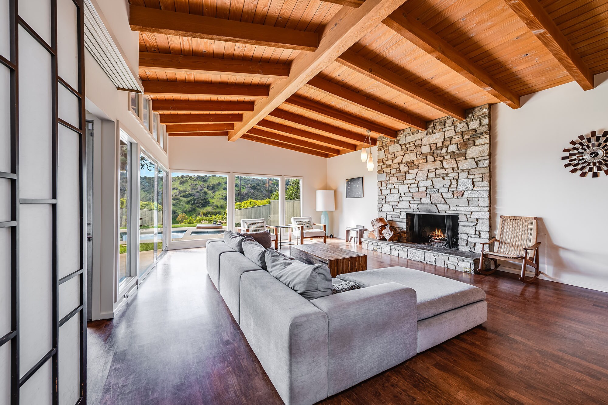 Building Photo - 2431 Carman Crest Dr