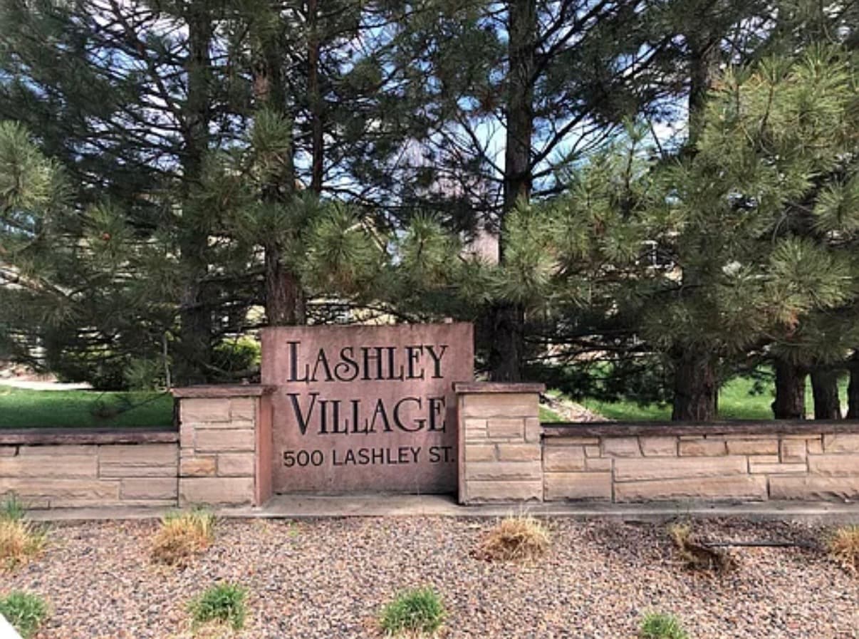 Building Photo - 500 Lashley St