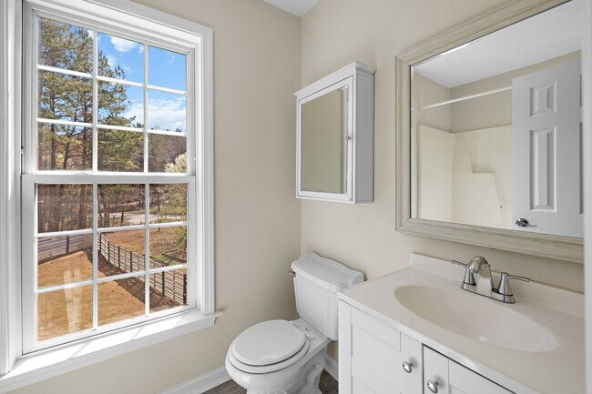 Building Photo - **Beautiful 4/2.5 Franklinton Home with Fenced In Yard**