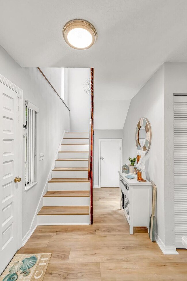 Building Photo - Available April 1st, 2026