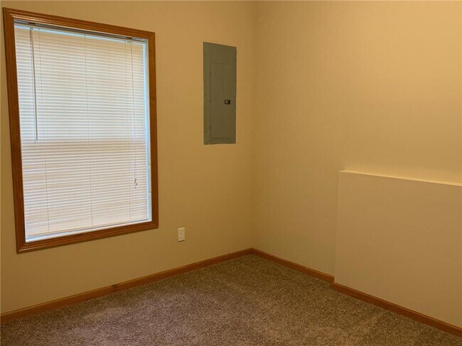 Building Photo - 16601 50th Ct N