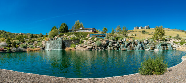 Building Photo - 871 Mines Pass