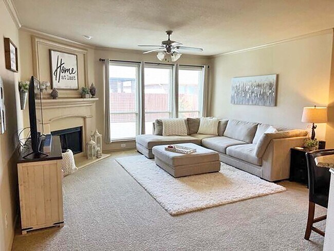 Building Photo - Beautiful 3 Bdrm 2 Bath Home in Fort Worth Texas - Near Haslet