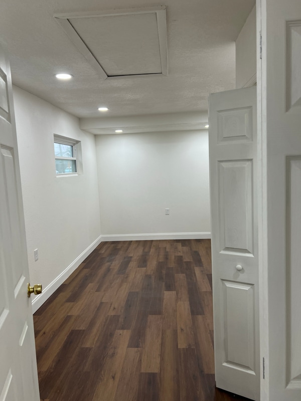 Building Photo - 805 Ridgefield Ave