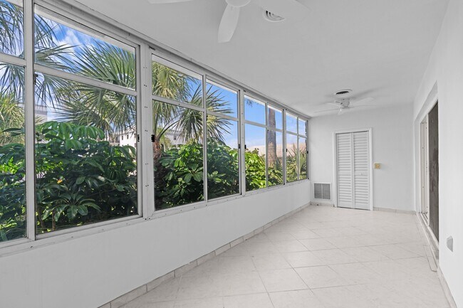 Building Photo - 2601 S Ocean Blvd