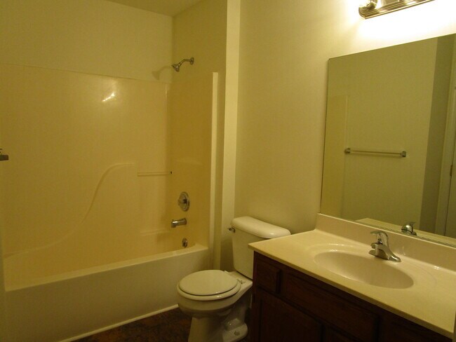 Building Photo - 3540 Prescott Dr