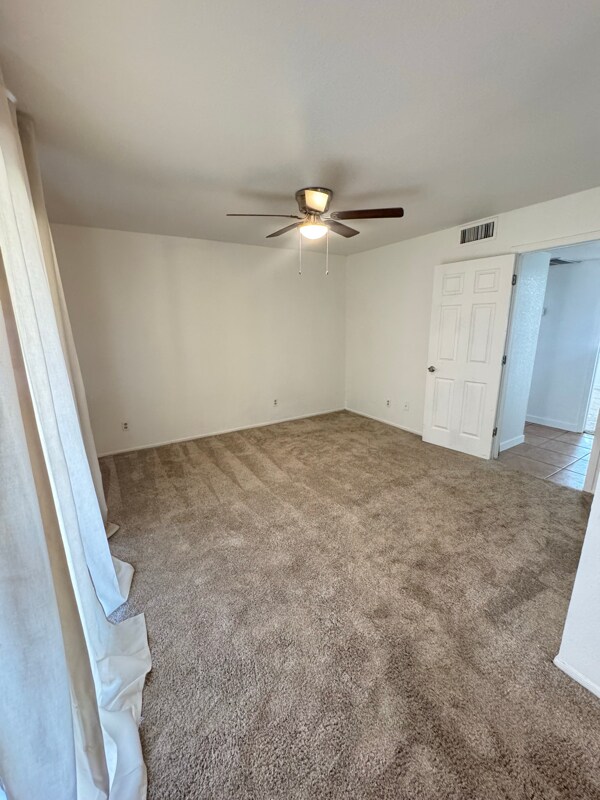 Building Photo - 10230 W Catalina Dr