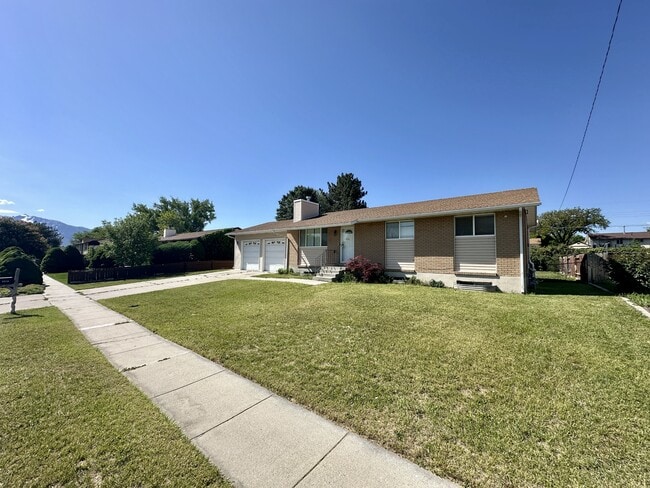 Primary Photo - 6270 S Mt Vista Dr