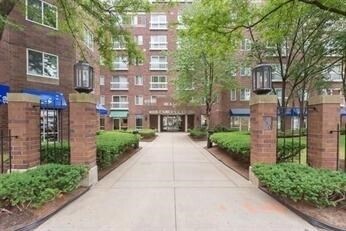 Primary Photo - 950 Massachusetts Ave