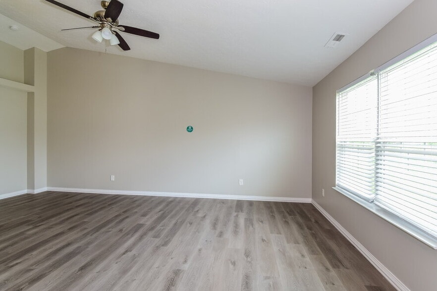 Building Photo - 3844 Boundary Bay Dr