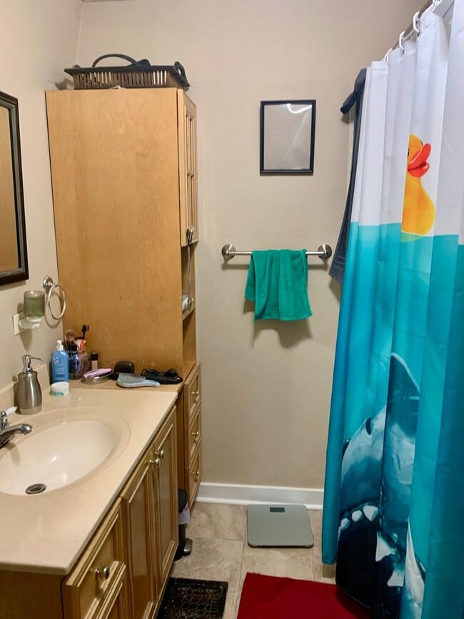 Building Photo - 714 S State St