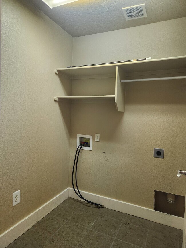 Building Photo - Charming 3-Bedroom Home in Meridian!